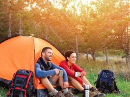 there are six offbeat camping options in Manali