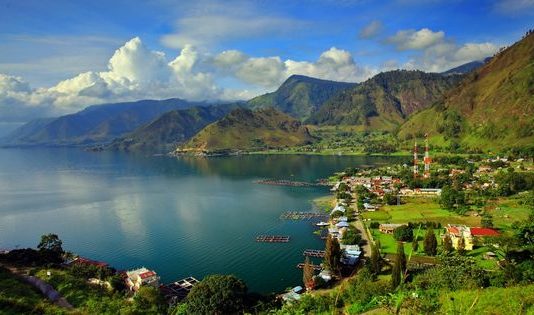 Bhrigu Lake