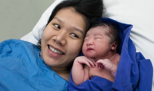 Postnatal Care Tips For New Moms After Childbirth